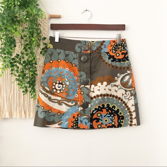 J. Crew Dresses & Skirts - J.CREW Gray Patterned Front Button Retro Skirt